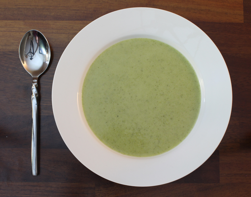 Instant Pot Broccoli and Stilton Soup foodiecatherine.co.uk